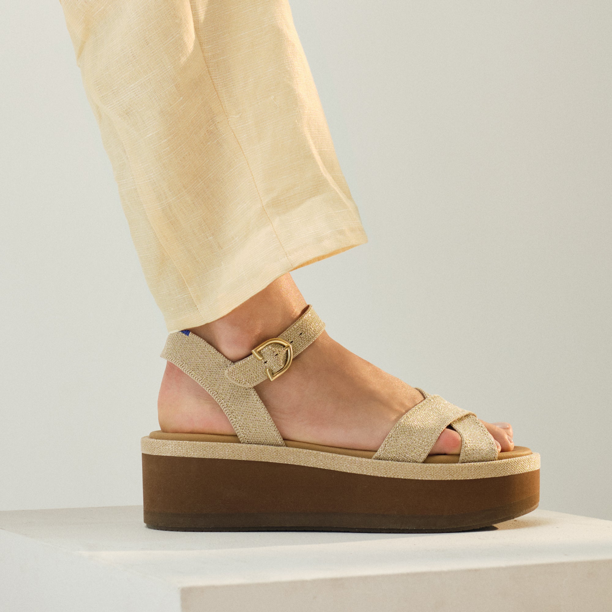 The Criss–Cross Lightweight Wedge Sandal - Aurora - Image 2