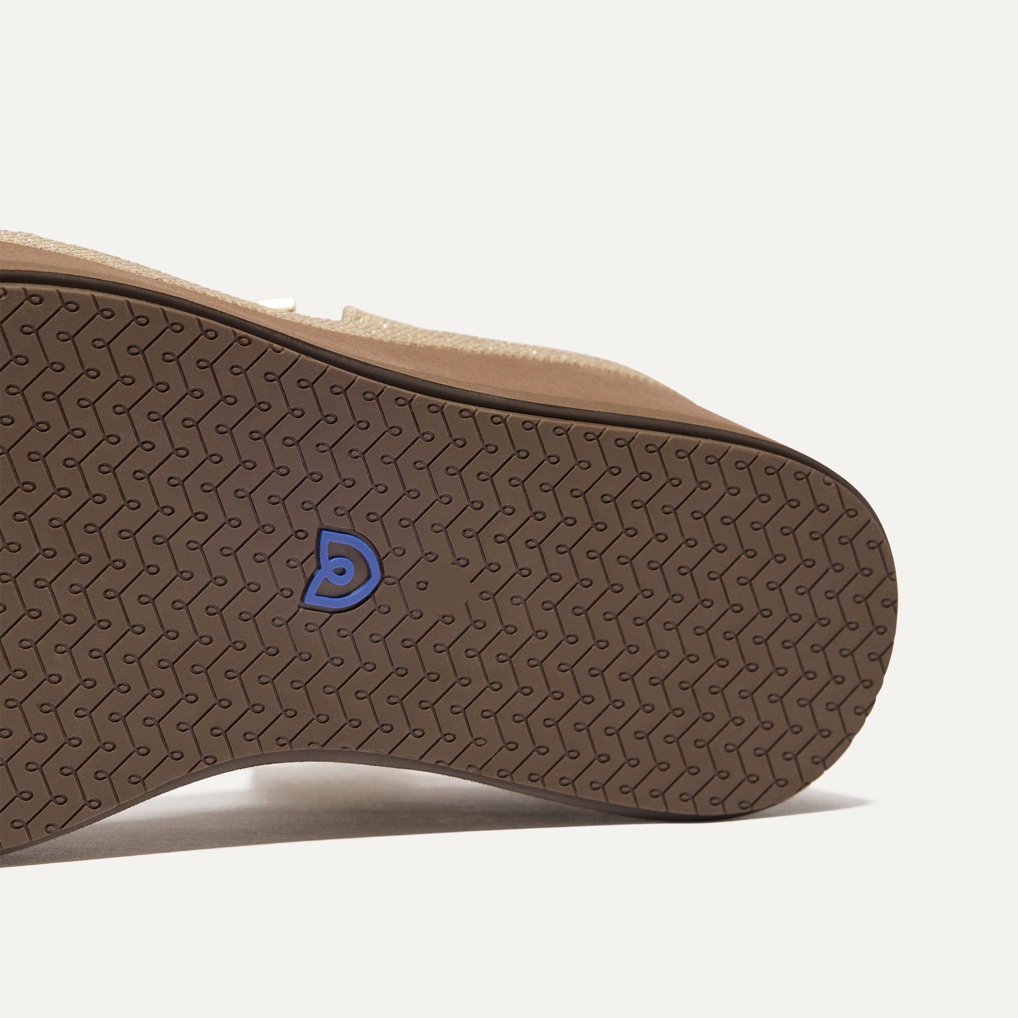 The Criss–Cross Lightweight Wedge Sandal - Aurora - Image 7