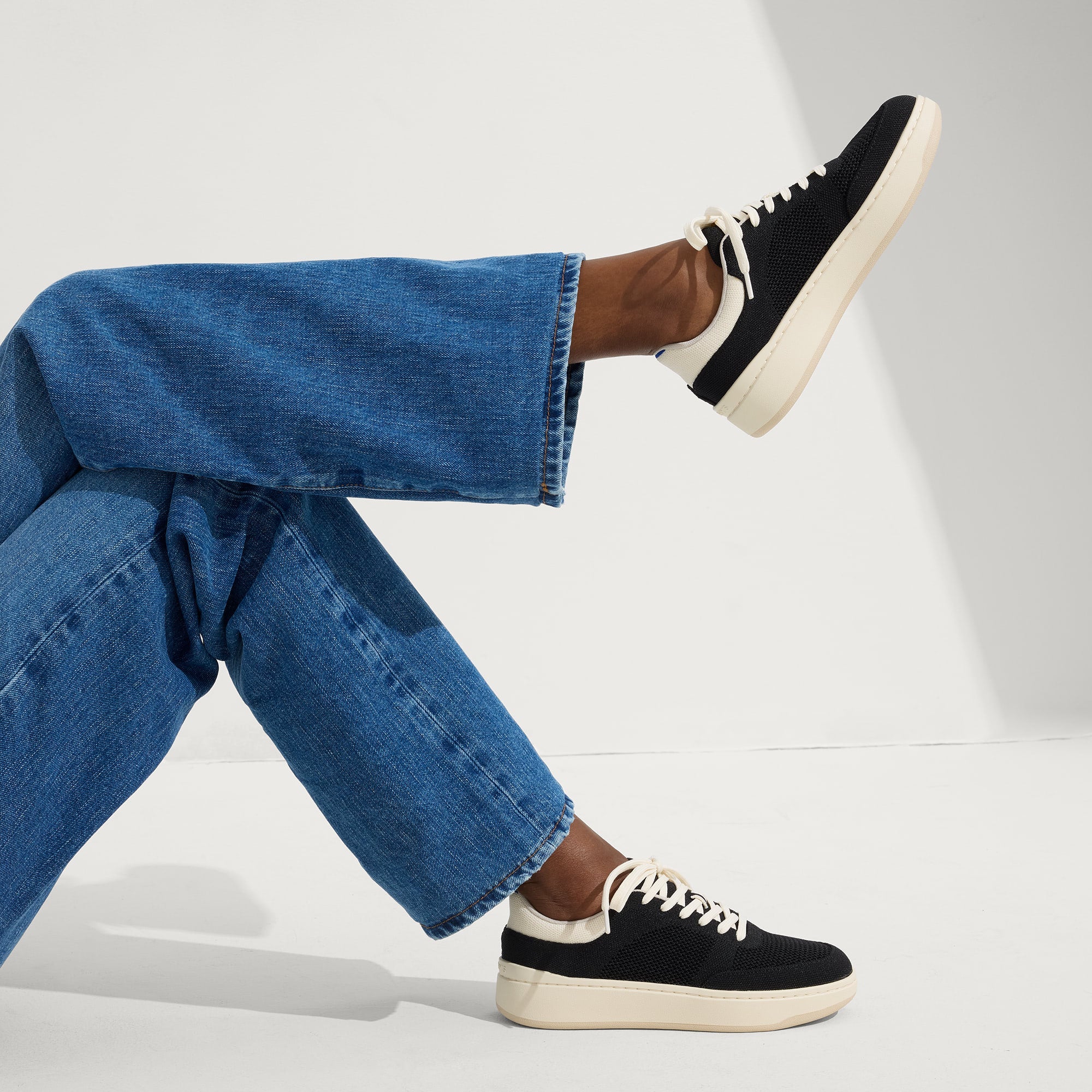 The Court Sneaker - Black - Image 2