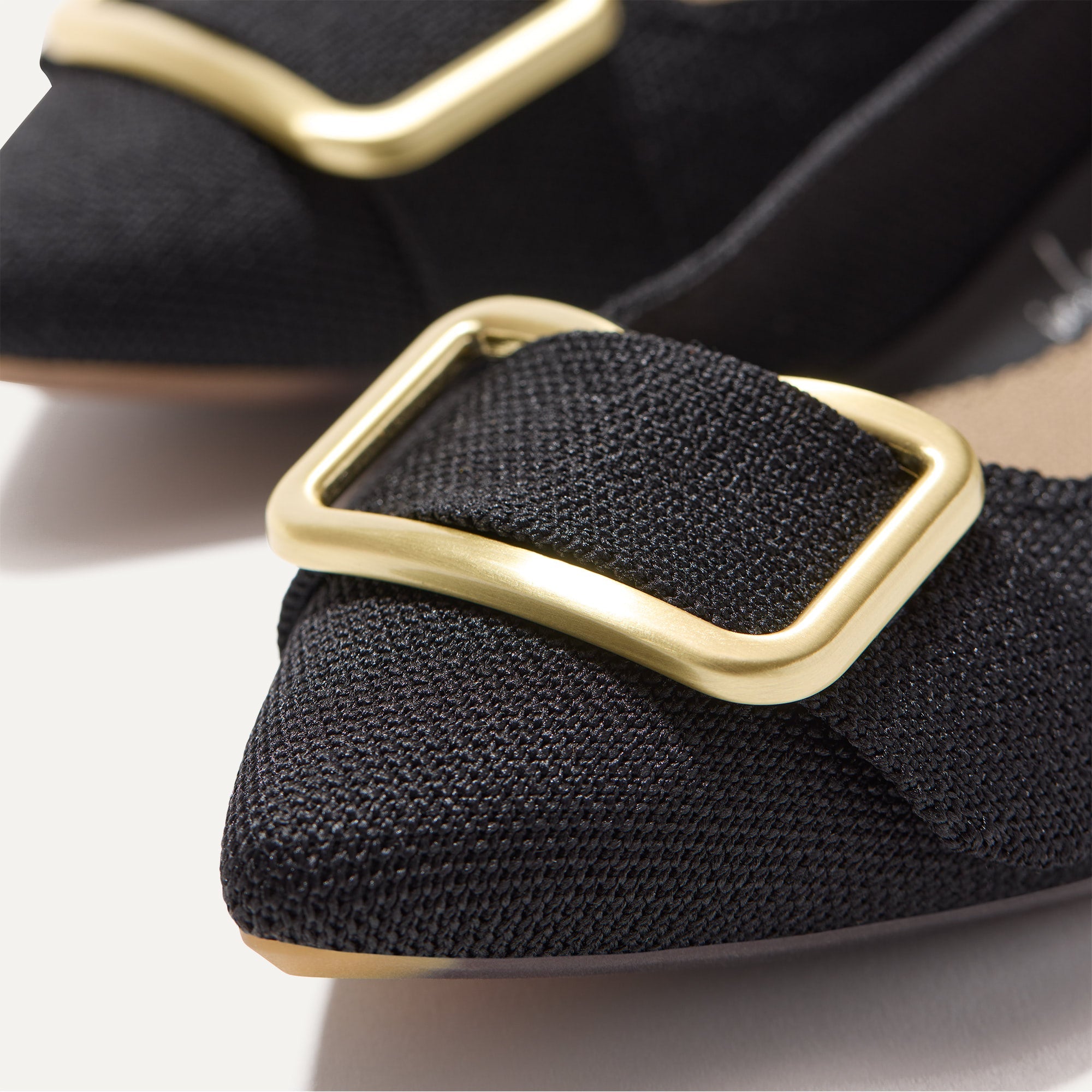 The Emblem Point II - Black - Image 2